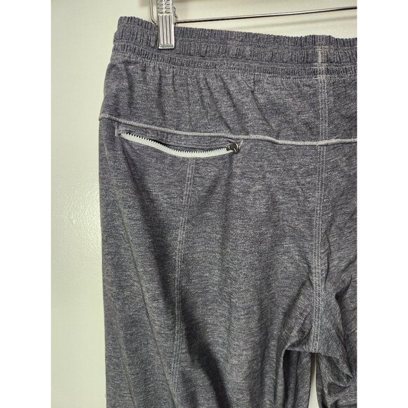 Lululemon Women's Sz. 12 Grey Lightweight Pull On Capri Pants - Picture 5 of 6
